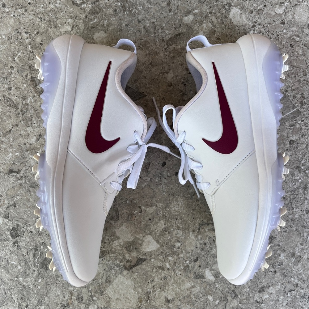 NWOT Women’s Nike Roshe G Tour Golf Cleats Shoes White Maroon (Plum) AR5582-103 - Picture 3 of 7